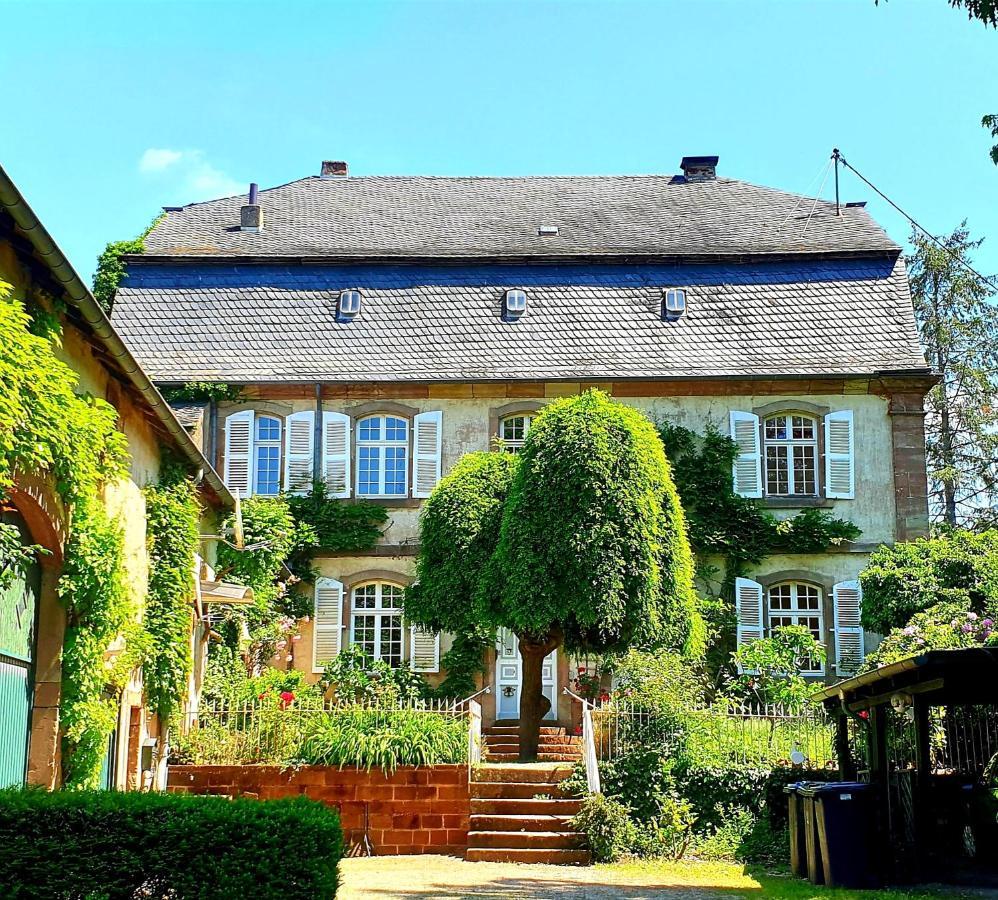 Schloss Hilbringen Merzig Exterior photo